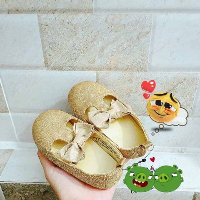 Giày H&M vàng