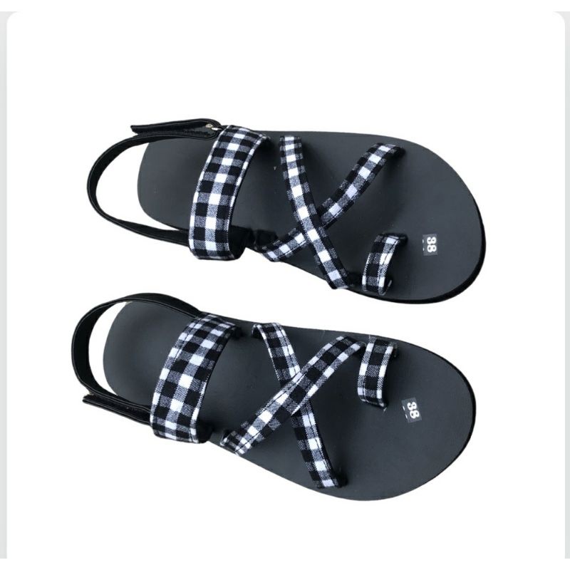 Sandal quai chéo sọc caro