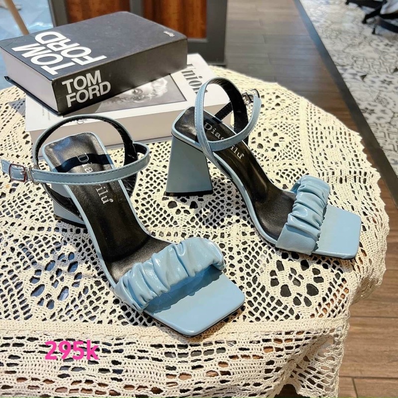 Sandan gót tam giác 9 phân,có bigsize 35-44