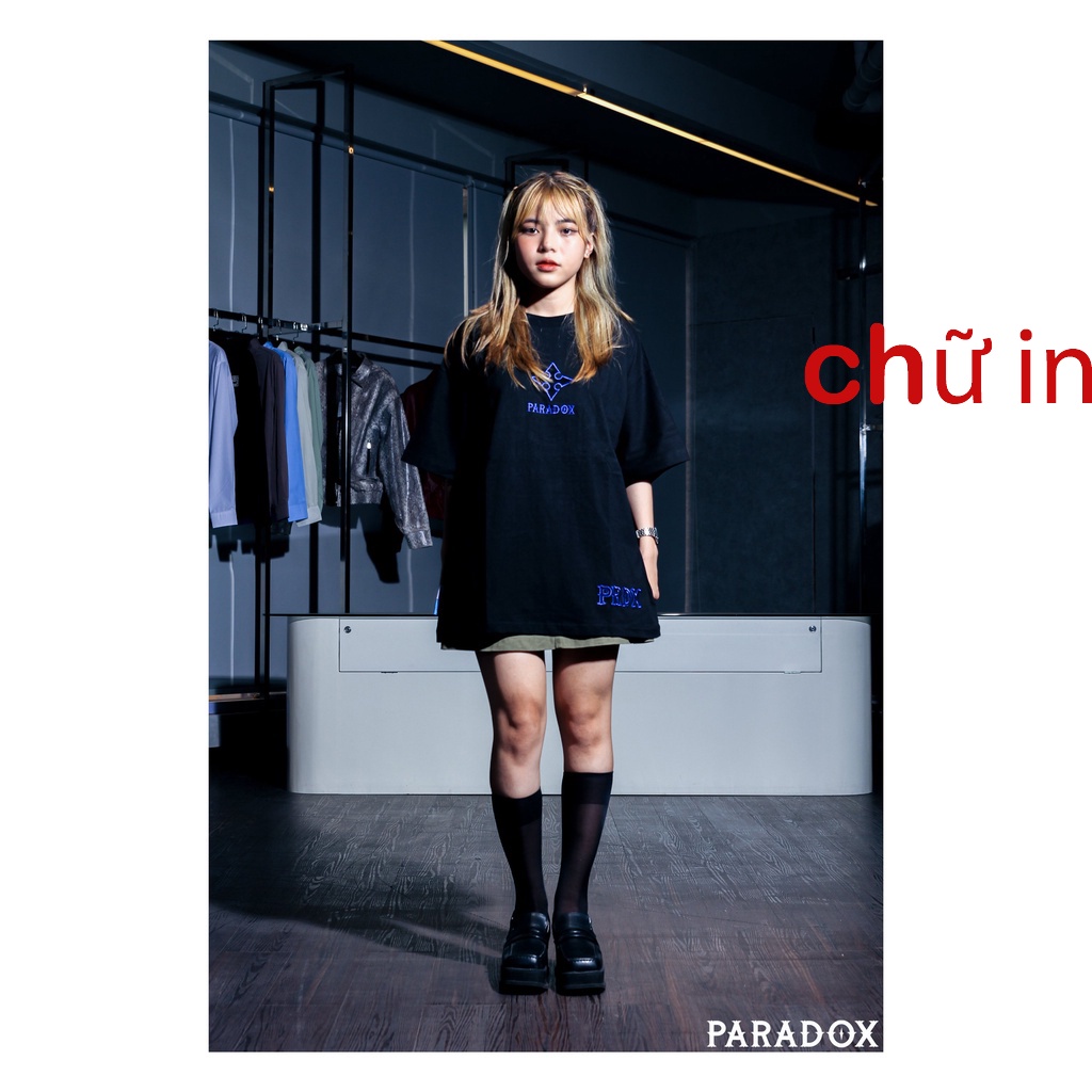 Áo thun form rộng Paradox tay lỡ - Unisex - CHỮ IN - ESSENTIAL EMBROIDERY TEE - Trắng, Đen