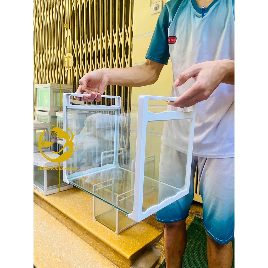 Bể kính Việt Nhật bo góc có tay cầm chắc chắn
