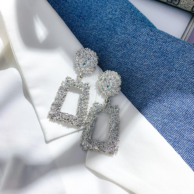 Khuyên Tai Kim Loại Mạ Vàng Thời Trang Vintage Cho Nữ