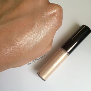 Highlight dạng kem Becca Shimmering Skin Perfector Spotlight màu Moonstone