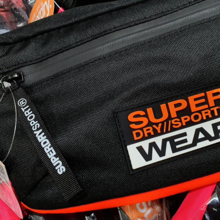 [👉VIDEO HD👈] Túi bao tử đeo chéo Superdry Sport Bag Chất liệu trượt nước