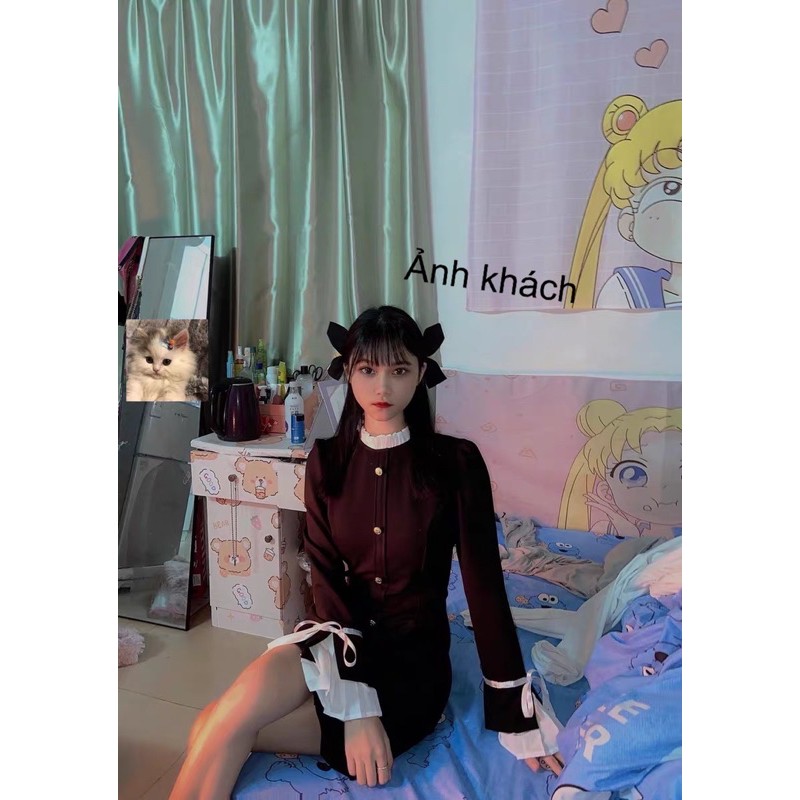 Váy xoè dài tay màu đen viền trắng