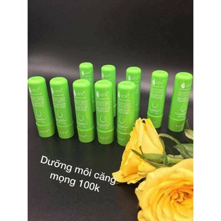 Dưỡng môi căng mọng