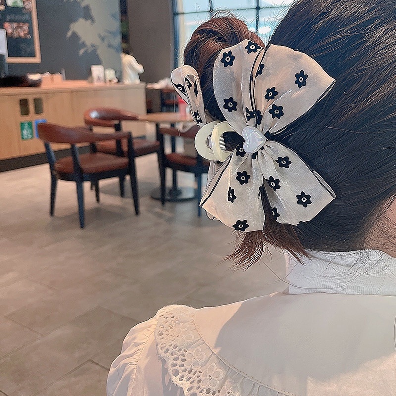 Kẹp Tóc Hình Nơ Lưng Đính Ngọc Trai Phong Cách Hàn Quốc Cho Nữ