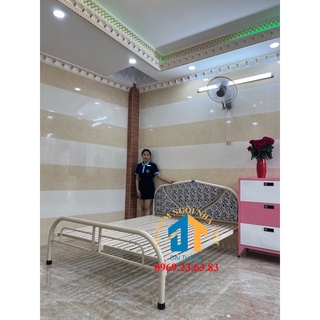 Giường sắt kiểu tròn 1m8 dài 2m