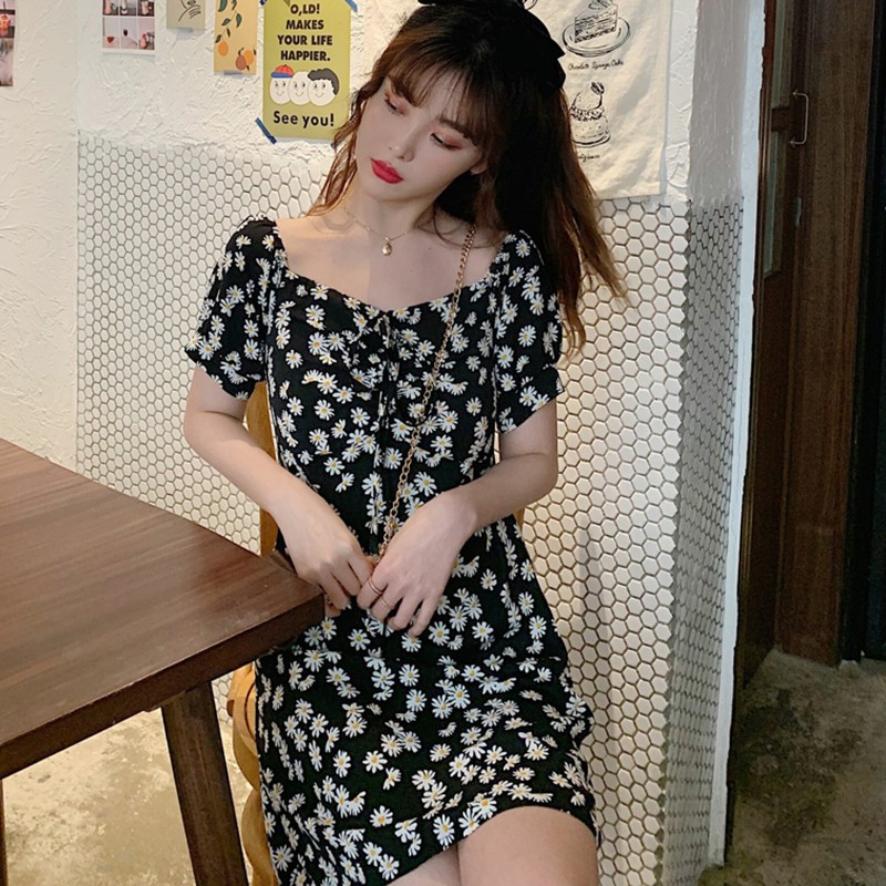 Đầm Tay Ngắn Hoạ Tiết Hoa Thiết Kế Trễ Vai Nữ Tính