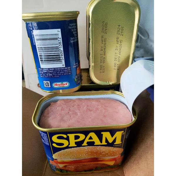 SPAM thịt hộp 340g của Mỹ và kẹo socola 300.2g