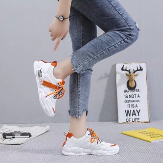 Giày thể thao đế lượn dây vàng, cam