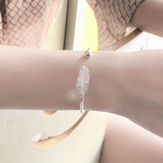 Vòng tay LÔNG VŨ uốn lắc tay trang sức phụ kiện thời trang xinh xắn