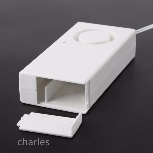 Thiết bị báo động cảm biến mực nước tiện lợi
