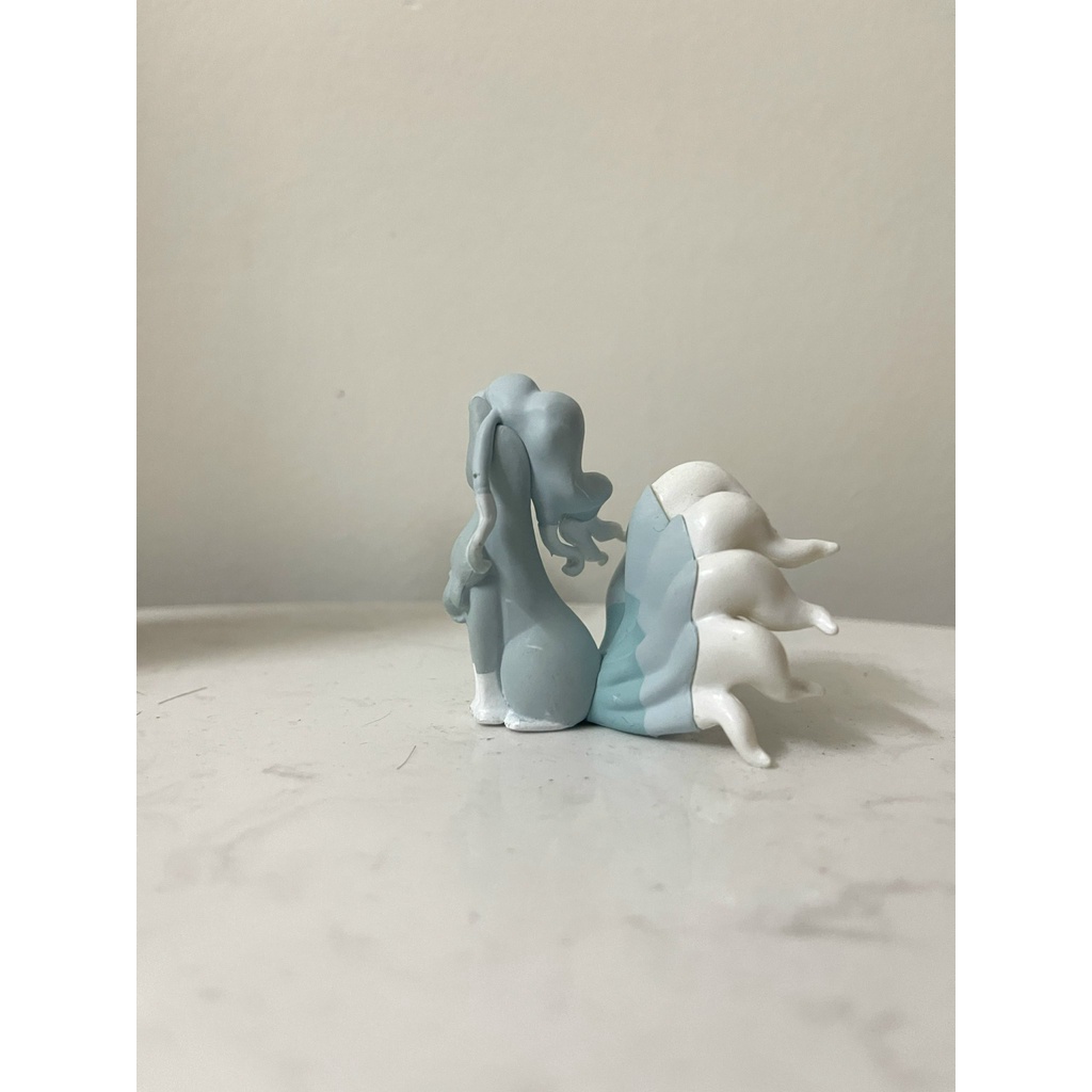 Mô hình pokemon  kyukon alola