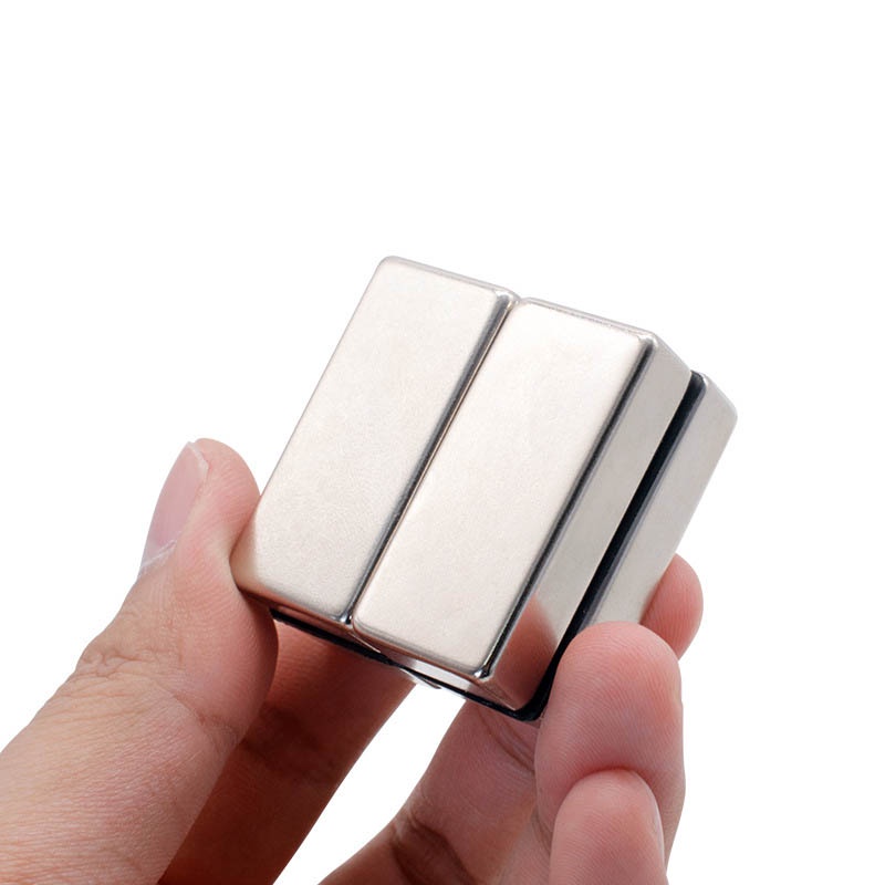 Nam Châm Đất Hiếm 40x20x10mm Nam Châm Trắng