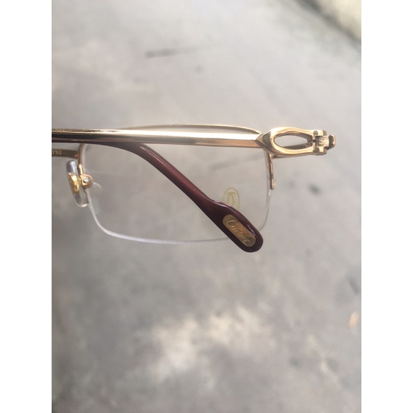 GỌNG KÍNH LÃO CARTIER ĐẸP SANG DÀNH CHO DÂN VĂ PHÒNG