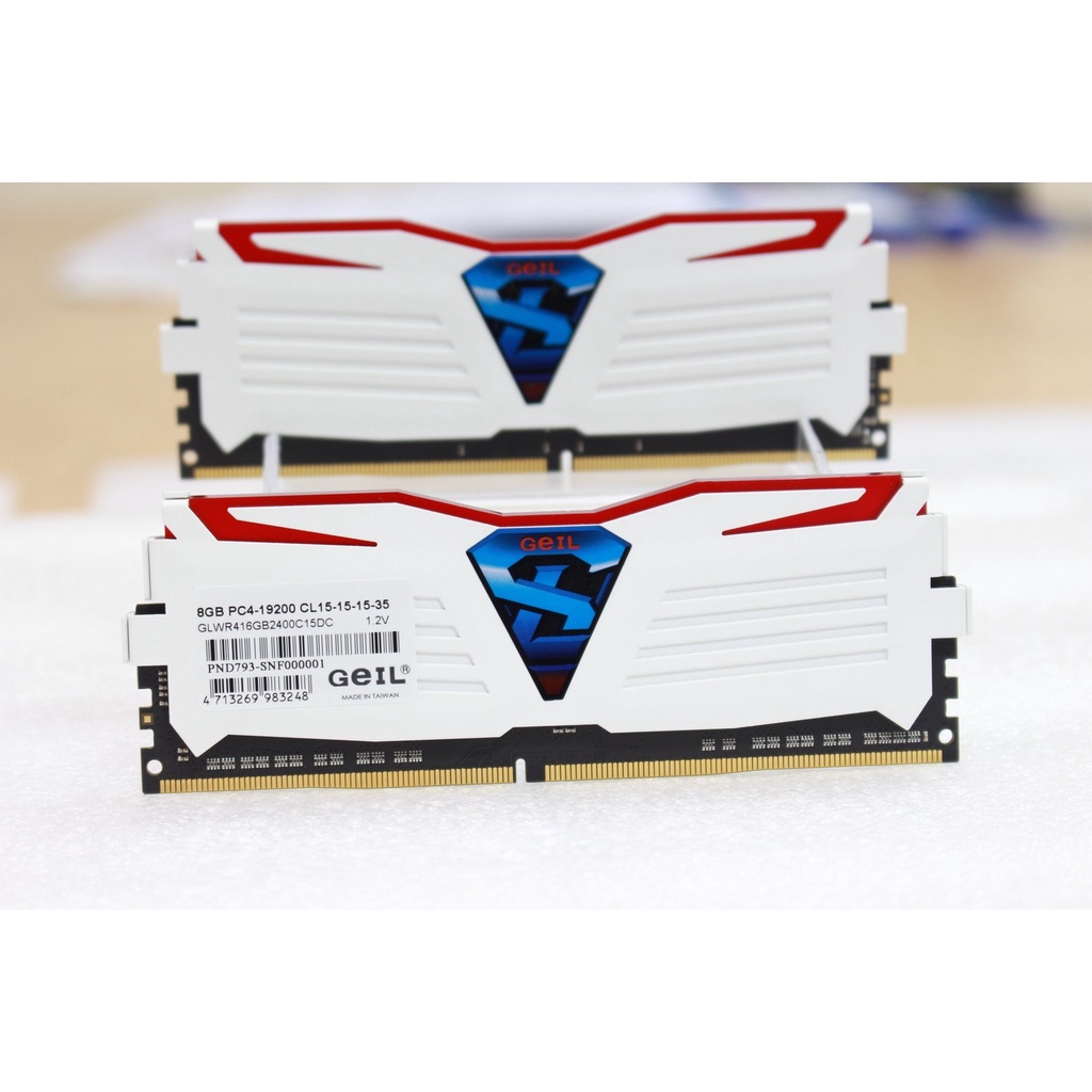 RAM DDR4 Geil tản nhiệt trắng có led 8Gb bus 2400
