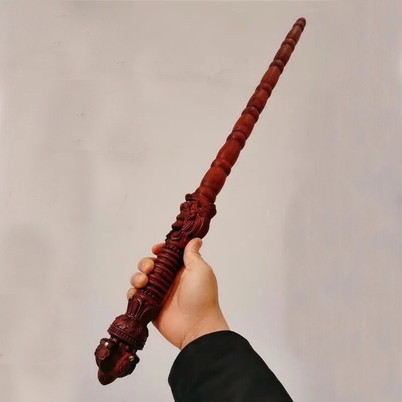 Cơ Tiết Đả Thần Tiên của Khương Tử Nha gỗ đào dài 80cm