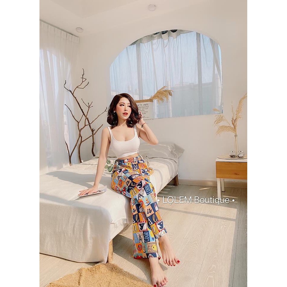 Áo ba lỗ hở lưng siêu hot