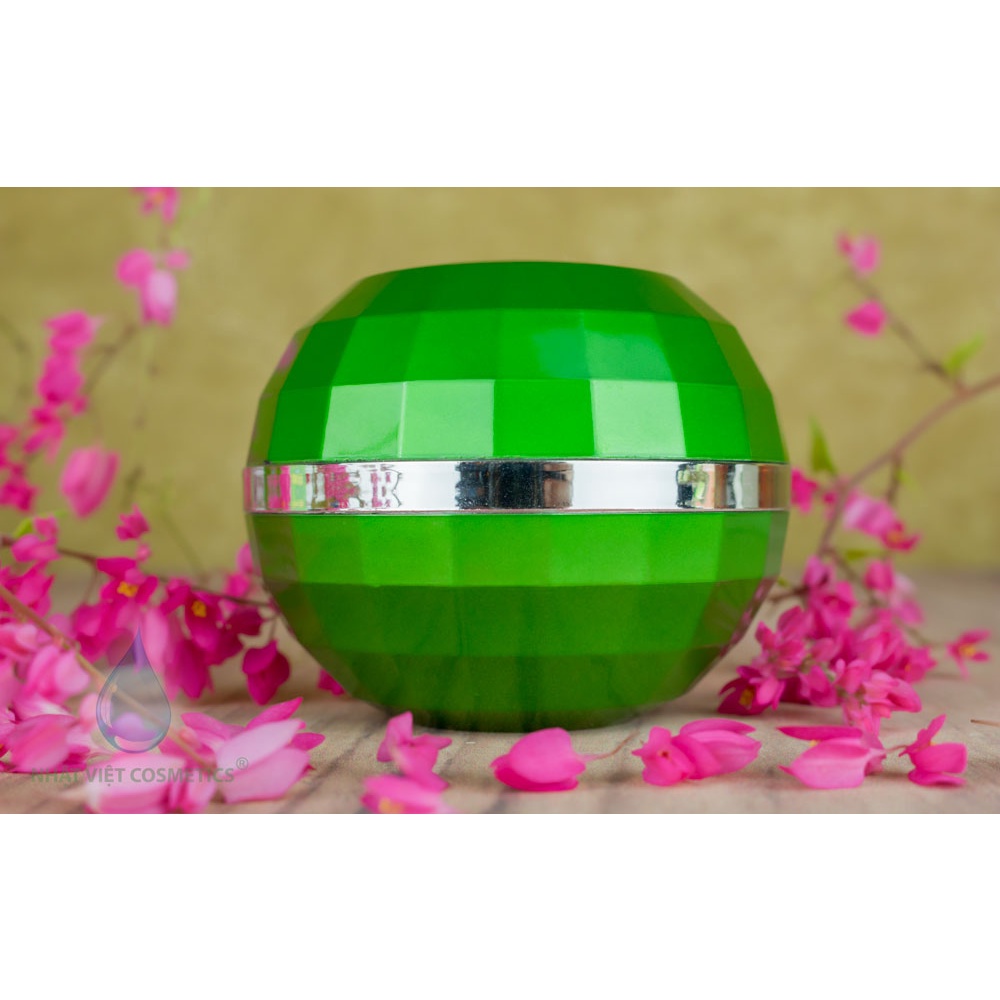Kem Nám, Đồi mồi, Ngừa nhăn, Làm trắng da Trà xanh và Serum NHẬT VIỆT COSMETICS - 35g