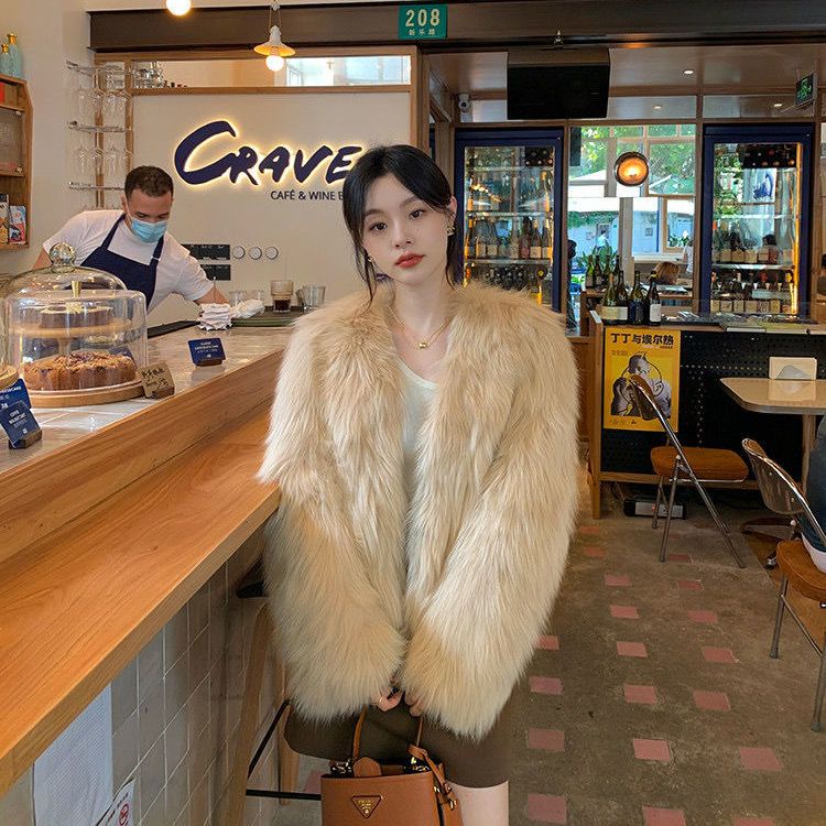 Imitation fox fur coat women's short style fashionable autumn and winter new fur coat all kinds of thin and cotton coat