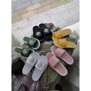 Dép hoa cúc 2 màu-viền su mới