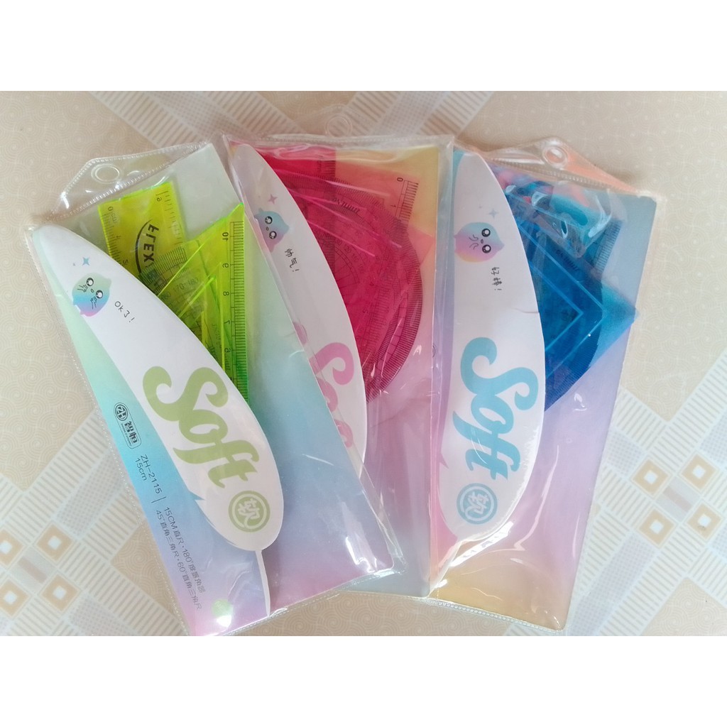 Bộ Thước Eke Dẻo 4 Chi Tiết Dẻo Dai Không Lo bị Gãy