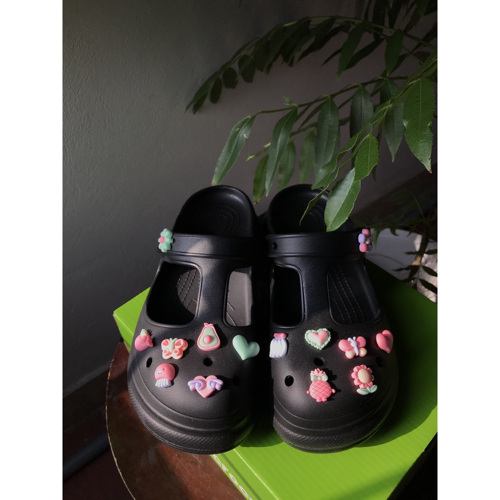 Dép sục khoét , Dép cross Sandal Đế Dày Siêu Nhẹ , tặng bộ hình gắn siêu đáng yêu