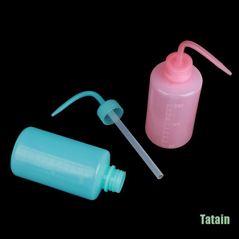 1 bình xịt xà phòng bằng nhựa màu trắng trong suốt cho phòng thí nghiệm