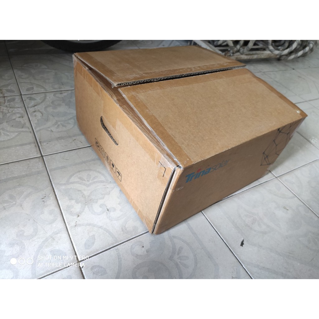 INVERTER HÒA LƯỚI 5KW 3 PHA XẢ KHO THANH LÍ THU HỒI VỐN , KHÔNG BH