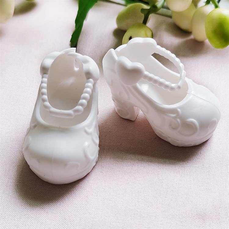 Set 3 Đôi Giày Cao Gót Màu Sắc Xinh Xắn Cho Búp Bê Tỉ Lệ 1 / 6 BJD 28-30 CM