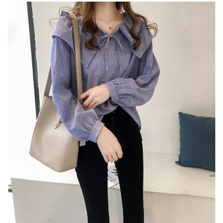 Áo sơmi cổ bèo tầng