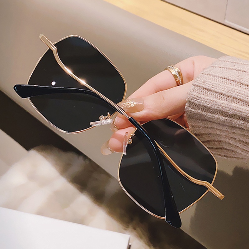 Kính râm gọng kim loại hình vuông uv400 cho nữ