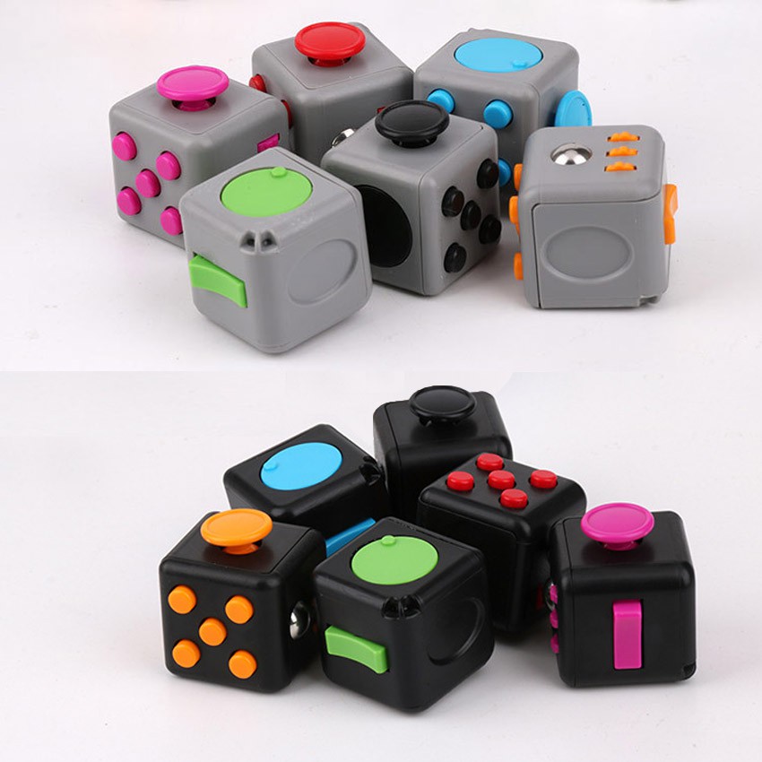 Dụng cụ Fidget Cube giúp tập trung kỳ diệu trong công việc, giảm căng thẳng, giảm stress