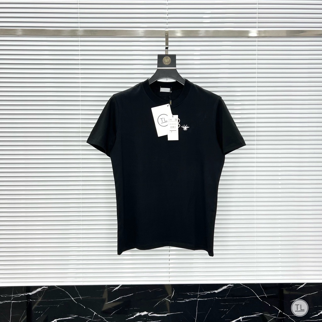 Áo phông nam, áo thun nam ngắn tay thêu ong dễ mặc đơn giản chất vải thoáng mát có giãn nhẹ T00256