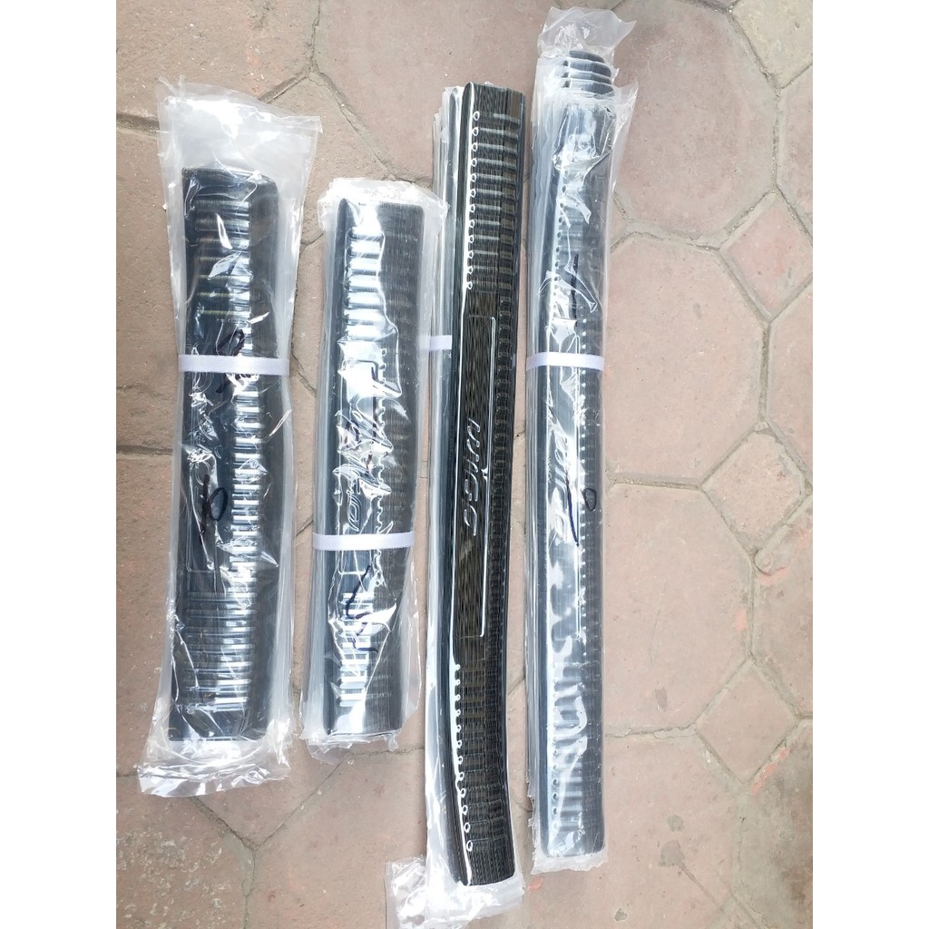 Bộ nẹp bước chân Titan Trong + Ngoài cho Xe Toyota Wigo đời 2018 đến 2021