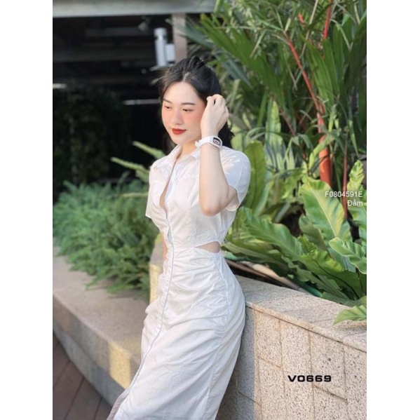 Đầm body sơ mi khoét eo hai bên tay ngắn 0804