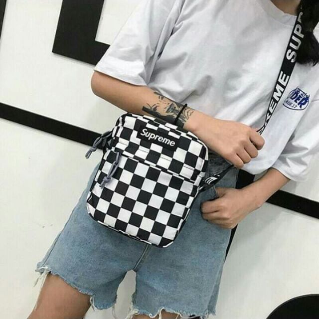 Túi chéo supreme caro