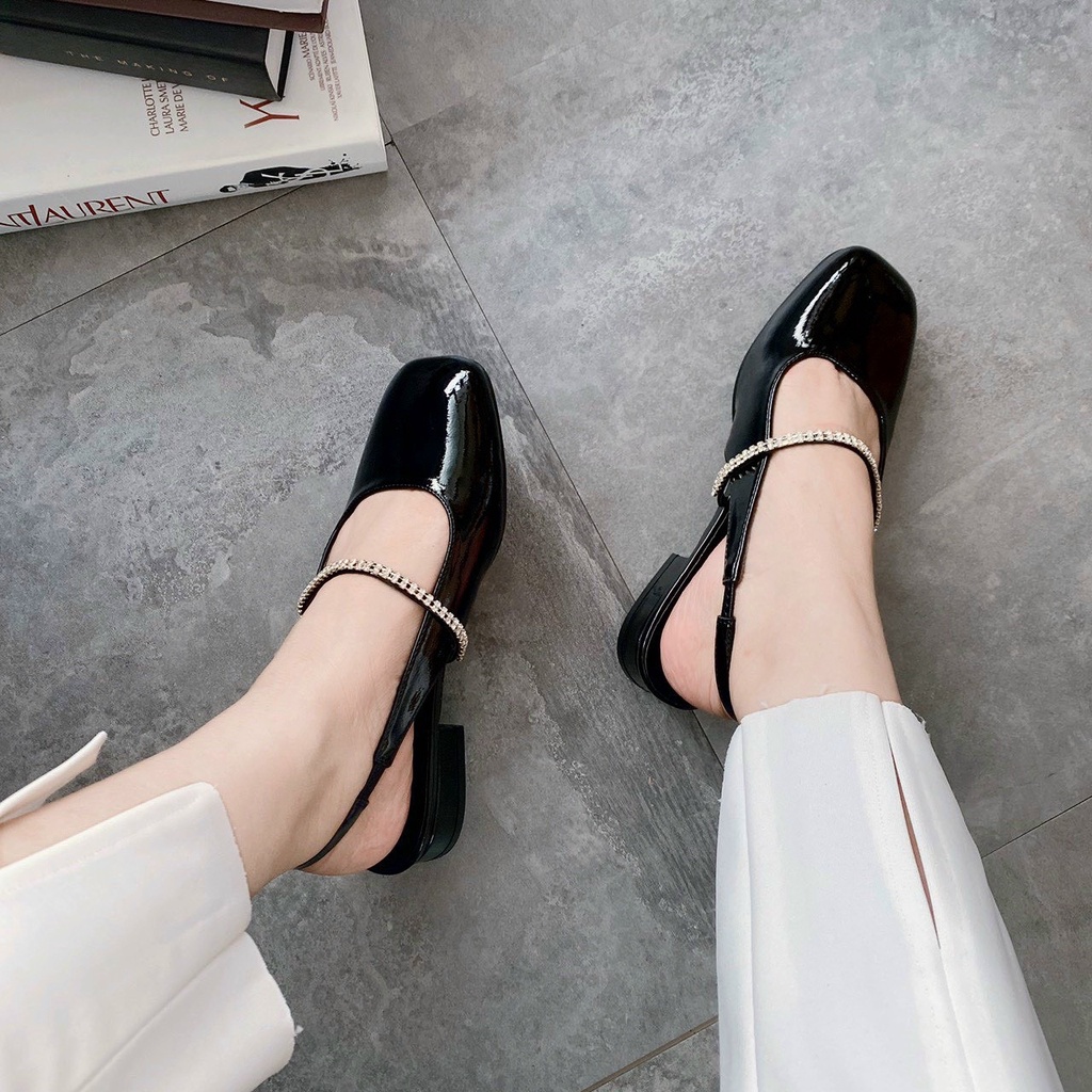 Sandal mũi vuông hở gót zara đế 2cm . Hàng TQXK tag mác đầy đủ xịn xò. Đế 2cm