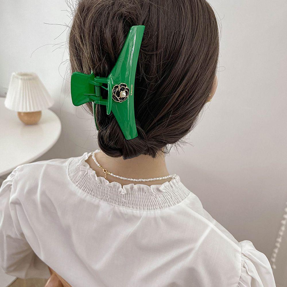 Kẹp Tóc Càng Cua Hình Cá Mập Bằng Acrylic Đính Hoa Trà Thanh Lịch Cho Nữ