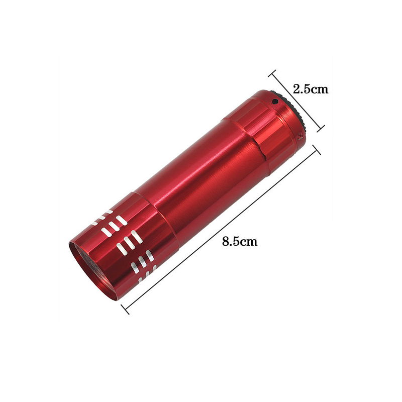 Đèn pin nhỏ 9 bóng LED sử dụng pin AAA tiện lợi