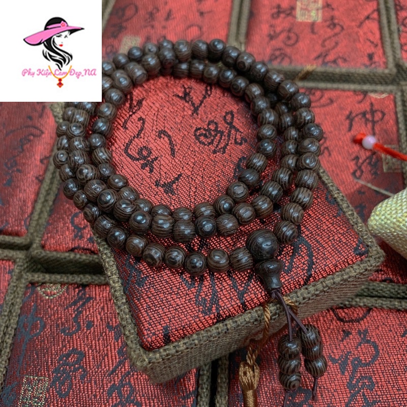 Vòng Tay Trầm Hương, Chuỗi Vòng 108 Hạt Trầm Tự Nhiên Tặng Kèm Hộp Đựng Và Dây Chỉ Đỏ May Mắn
