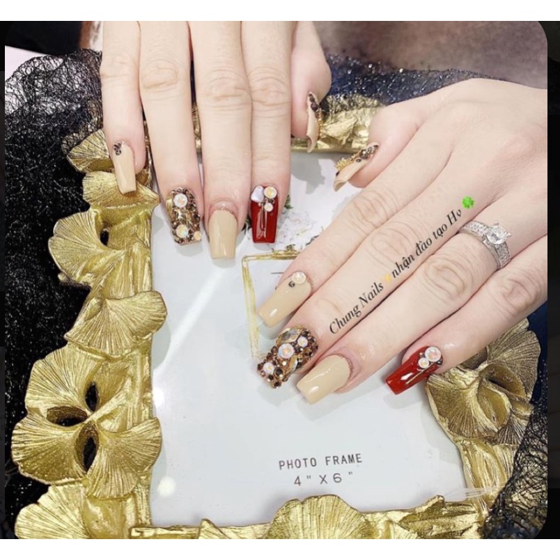 B14 Nailbox Bộ 24 móng tay giả thiết kế kèm keo dũa