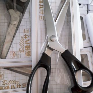 Kéo răng cưa, kéo bầu