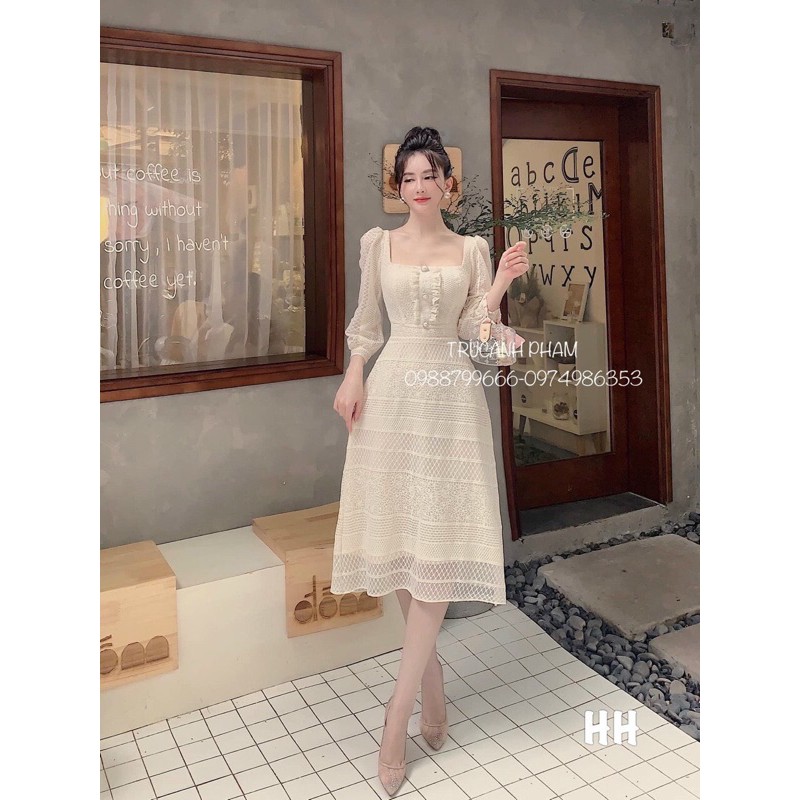 váy ren cổ vuông cúc ngọc nữ