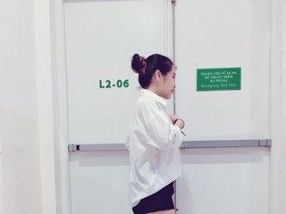  Sơ mi Oversize cổ V chéo (không nút)