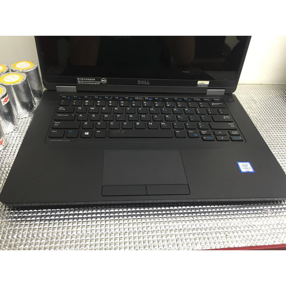 Dell latitude 5470 coi5 6440HQ Ram 4g ổ ssd 128g màn FULL HD máy đẹp