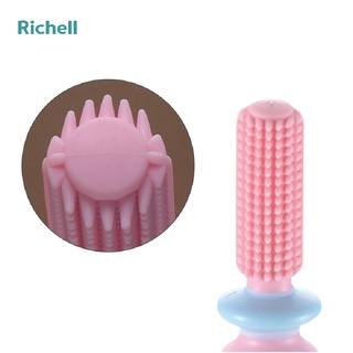 Bàn chải Richell bước 2 T.L.I