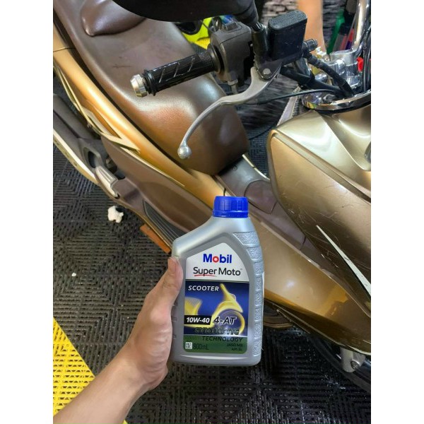 Nhớt cao cấp Mobil Super Moto Scooter 10w40 800ml Dùng Cho Xe Tay Ga - Nhớ Mobil nhập khẩu Singapore