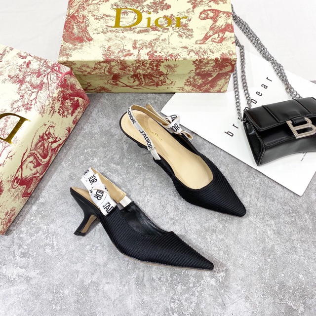 Giày cao gót hàng hộp hoa kèm túi giấy fullbox hộp xanh